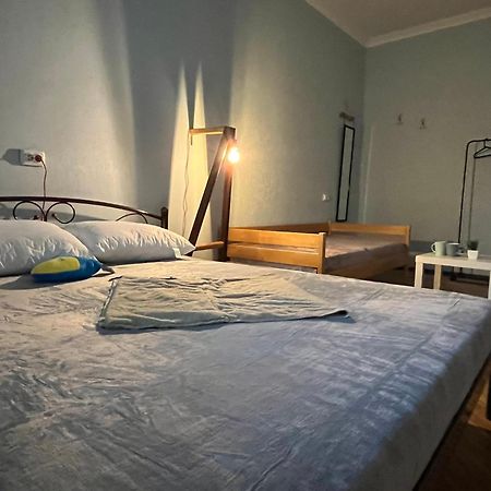 Ararat-Klovskaya Hostel-Apartments Kiev Dış mekan fotoğraf