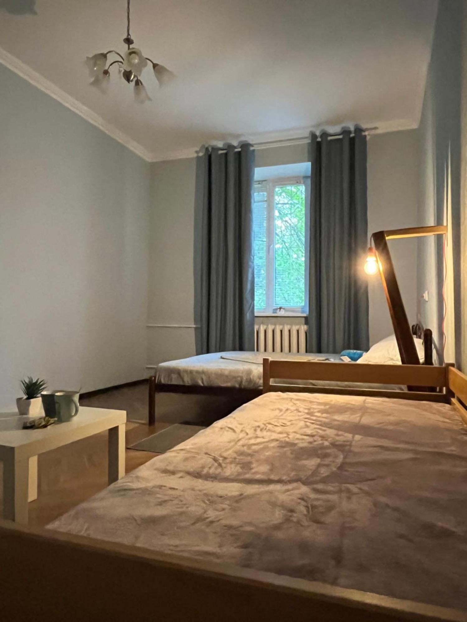 Ararat-Klovskaya Hostel-Apartments Kiev Dış mekan fotoğraf