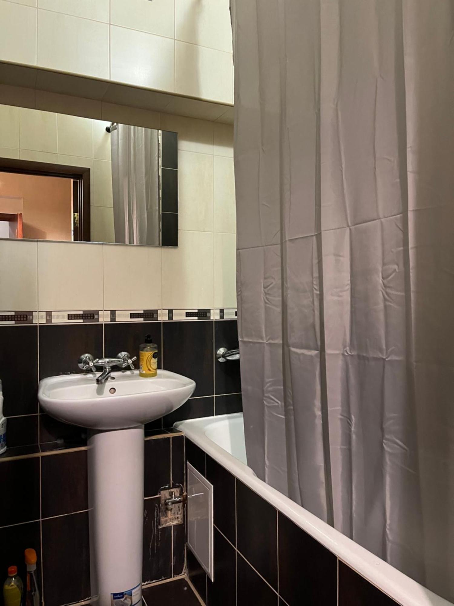 Ararat-Klovskaya Hostel-Apartments Kiev Dış mekan fotoğraf